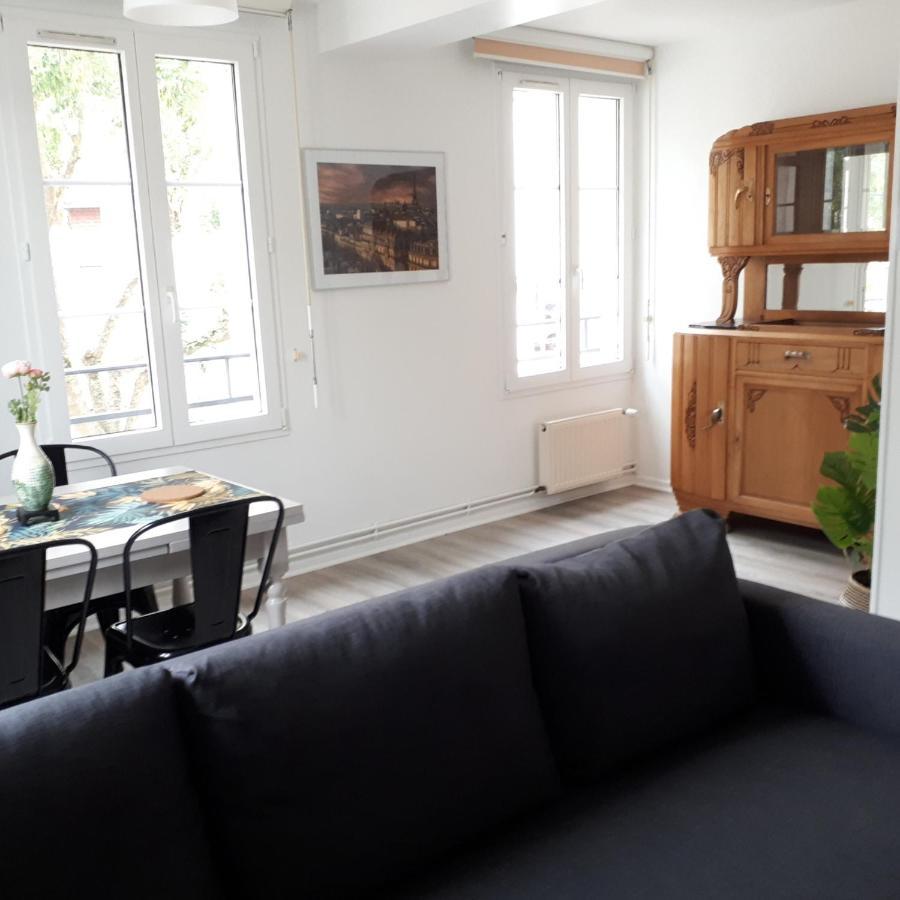 Les Hauts De Marle Luaran gambar