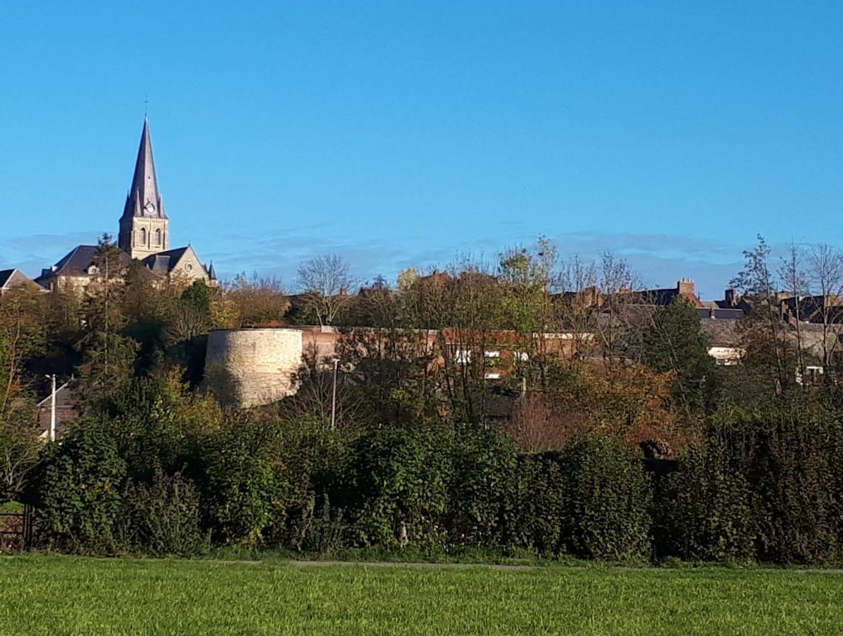 Les Hauts De Marle Luaran gambar