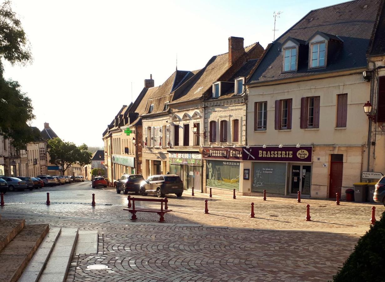 Les Hauts De Marle Luaran gambar